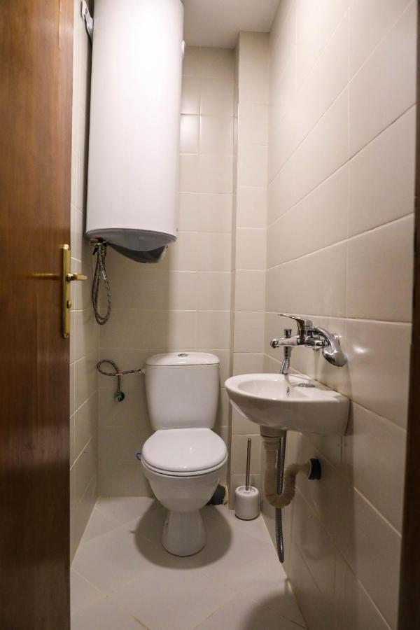 Krichim Apartments,Three-Bedroom, Large Apartment, Top Center صوفيا المظهر الخارجي الصورة