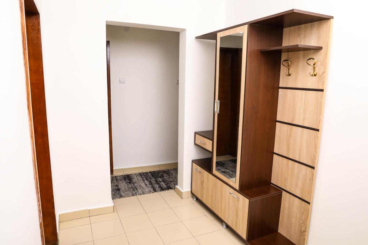 Krichim Apartments,Three-Bedroom, Large Apartment, Top Center صوفيا المظهر الخارجي الصورة